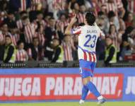 Matías Galarza de Paraguay celebra el gol este jueves, durante un partido de las Eliminatorias Sudamericanas para el Mundial de 2026