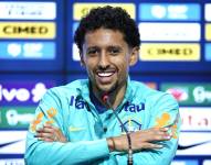 El jugador de la selección brasileña Marquinhos habla durante una rueda de prensa este martes, en São Paulo (Brasil). Brasil se prepara para el partido de clasificación para el Mundial de 2026 contra Ecuador.