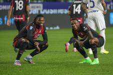 El AC Milan empató 2-2 con el Parma, a pesar de estar ganando 2-0 el partido.