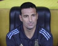 El seleccionador de Argentina, Lionel Scaloni, reacciona este martes, en un partido por las Eliminatorias contra Ecuador