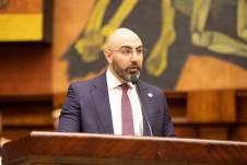 Mario Godoy en el pleno de la Asamblea Nacional.
