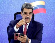 El presidente de Venezuela, Nicolás Maduro, habla en una rueda de prensa este lunes en Caracas (Venezuela). EFE/Miguel Gutierrez