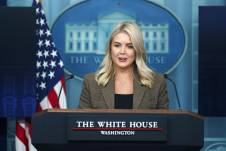 La portavoz de la Casa Blanca, Karoline Leavitt, en una rueda de prensa.