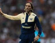 El entrenador, Luis Zubeldía, en un partido con el São Paulo