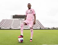 Dixon Arroyo en su presentación como jugador del Inter Miami en 2023