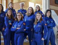 Nueve mujeres astronautas del proyecto Hypatia II.