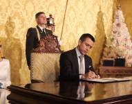 Firma de decretos presidenciales