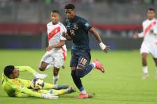 Nilson Angulo puede cambiar de equipo para la próxima temporada.