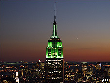 Nueva York &quot;apaga&quot; las luces para ayudar a aves migratorias