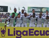 Jugadores de Emelec en un partido contra Orense por la LigaPro