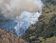 Incendio forestal en el volcán Ilaló.