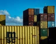 Imagen referencial para graficar importaciones y exportaciones.