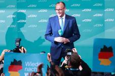 El presidente de la Unión Democristiana (CDU) de Alemania, Friedrich Merz, durante un acto electoral de su partido en Berlín, Alemania, el 23 de febrero de 2025.