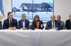 Ingreso de esposa de Fito y familiares a Argentina fue absolutamente planificado, dicen autoridades del país