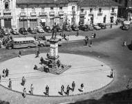 La Plaza de Santo Domingo, en el Centro Histórico de Quito, en 1950.