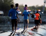 Cerca de 13.000 inmigrantes irregulares, en su mayoría haitianos, están retenidos por las autoridades migratorias estadounidenses. EFE