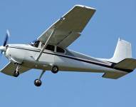 Las avionetas en la Amazonía ecuatoriana cumplen funciones clave para los habitantes de esas zonas