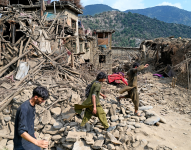 Según informó el Servicio Geológico de Estados Unidos (USGS), el nuevo terremoto tuvo lugar 34 kilómetros al noreste de la ciudad de Jalalabad, capital de la provincia de Nangarhar.