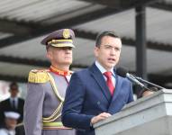 Imagen de Daniel Noboa durante un discruso en una escuela mitar de Quito, el lunes 18 de diciembre de 2023.