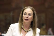 Pierina Correa en el Pleno de la Asamblea este lunes 12 de mayo de 2025.