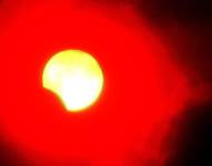 Imagen de archivo de un eclipse total de sol en la capital mexicana.