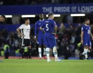 El argentino Enzo Fernández (5) debutó con Chelsea un día después de ser presentado.