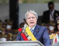 El presidente Guillermo Lasso en la celebración del Primer Grito de la Independencia, este 10 de agosto, en la Escuela Militar Superior Eloy Alfaro en Quito.