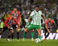 Edwin Cardona, volante del Atlético Nacional, erró dos penales ante São Paulo por los octavos de final de la Copa Libertadores