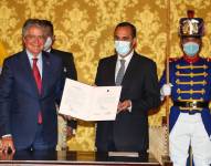 Presidente Guillermo Lasso posesiona a Juan Carlos Holguín como nuevo canciller