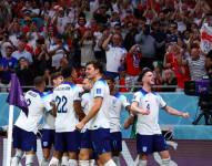 La selección de Inglaterra, celebrando uno de los tres goles.