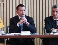 Daniel Noboa durante un desayuno con la Cámara Argentina de Comercio y Servicios junto a sus ministros de Estado.