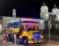 Foto referencial a chivas en fiestas de Quito.