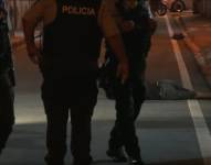 Imagen de un ladrón abatido en el centro de Guayaquil