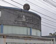 Imagen de la fachada de las antiguas oficinas de Diario El Telégrafo, norte de Guayaquil. Imagen correspondiente a noviembre de 2024.