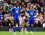 Jugadores del Leicester City lamentando el descenso.