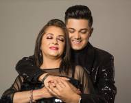 Paulina Tamayo en una foto con su hijo Willie Tamayo.