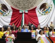 Fotografía cortesía de la Cámara de Diputados que muestra, el pleno del congreso este viernes en la Ciudad de México, México.