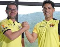 Rafael Verduga (i) y Matías Oyola (d) inscibieron su candidatura para la presidencia de Barcelona SC.