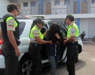 Según investigaciones policiales, la mujer estafaba a sus víctimas, mediante engaños les despoja de sus pertenecías. Foto: Referencial