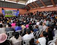 Evento oficial en el colegio Dillon de Quito.