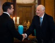 Daniel Noboa saluda con el Rey Harald V.