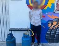 El hombre que quiso incendiar la casa fue detenido.