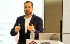 Esteban Chediak en un taller con la Cámara de Comercio de Quito en 2019.