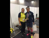 La ecuatoriana Neisi Dajomes obtuvo tres medallas de oro en el campeonato mundial juvenil de halterofilia.
