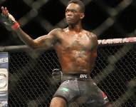 El campeón Israel Adesanya ganó en la pelea estelar del UFC 276 disputado en Las Vegas.