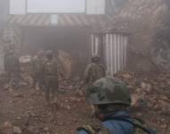 Militares encontraron un campamento de minería ilegal.