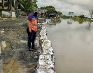 Inundaciones y colapso de estructuras por lluvias en varias zonas de Ecuador. Foto: Archivo/Referencial