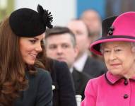 La princesa Catalina de Gales, conocida popularmente como Kate Middleton, es una figura importante de la familia real británica.