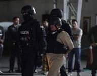 Imagen del cabecilla de Los Águilas Rolando Federico Gómez Quinde, alias Fede, llegando a Guayaquil tras ser expulsado de Colombia en octubre de 2025.