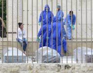 A medida que se incrementaron los casos y las muertes, fue quedando claro que la región no estaba preparada para el impacto de esta enfermedad.